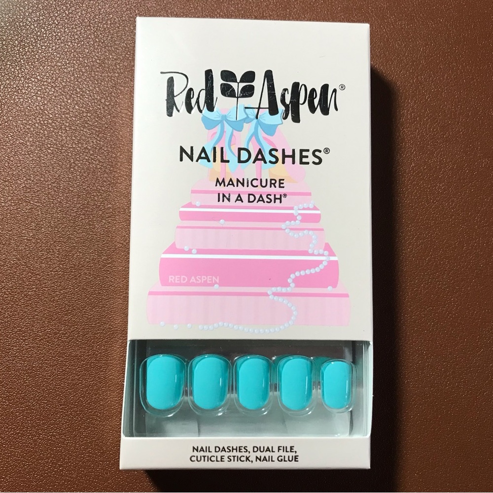 Short Square Press On Nails New In Box Memories Of Milan Mackley